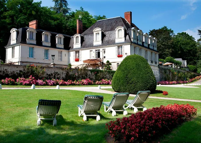 Hôtel accueillant les animaux: Château de Beaulieu et Magnolia Spa, The Originals Relais (Relais du Silence)